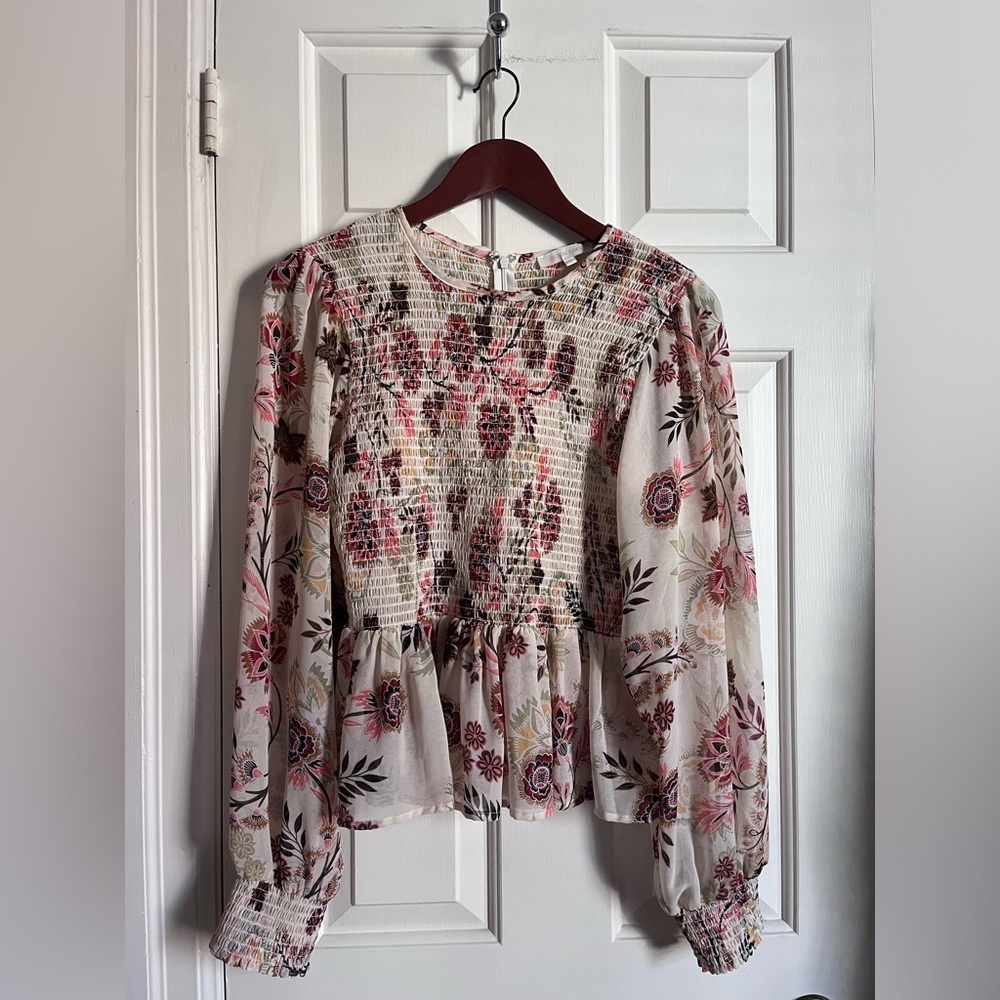 Olivaceous size L peplum balloon sleeve top EUC